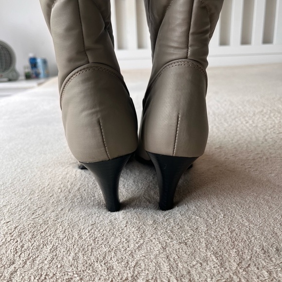 Vintage Faux Fur Lined Heeled Winter Boots 8 Grey - Picture 6 of 13